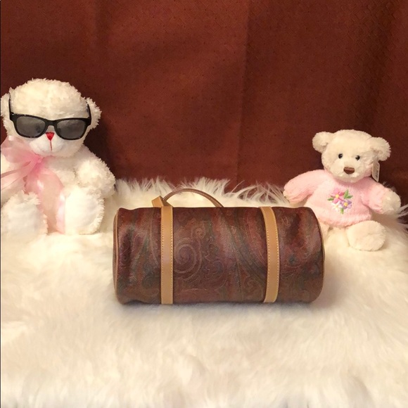 Authentic ✅ - Picture 3 of 8